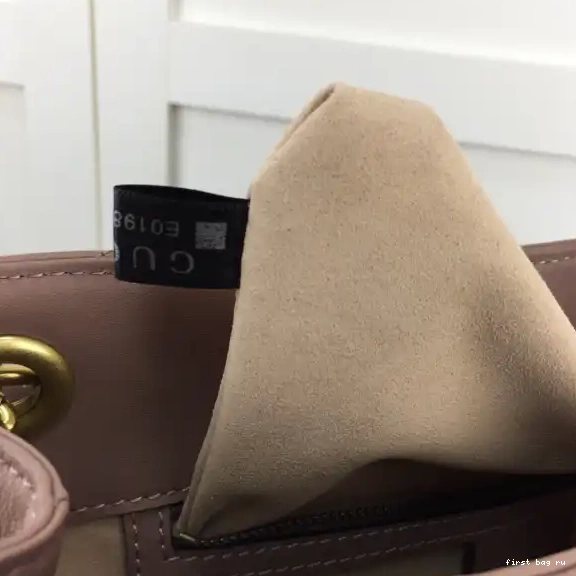 First bag ru matelassé Gucci Marmont Tote GG 0525